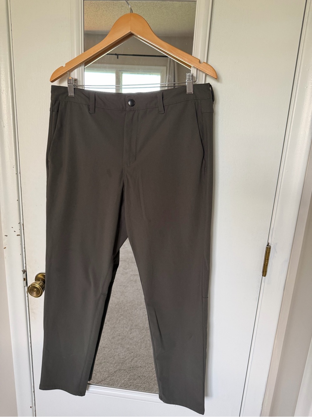 Cuts Men's Tech Stretch Pants - Dark Greenish Gray